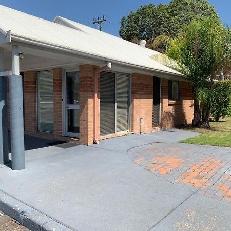 The Oaks Hotel Motel Albion Park Exteriör bild